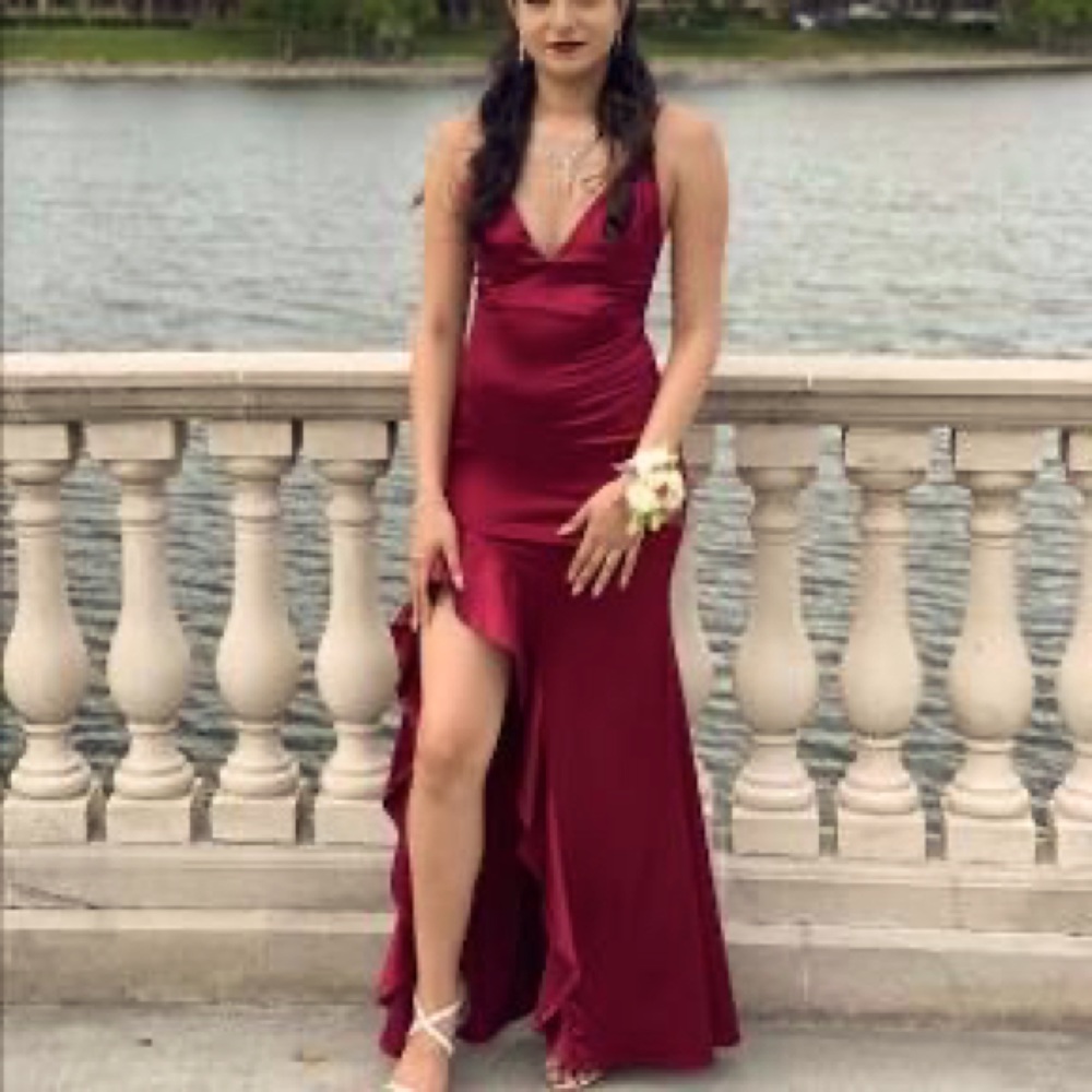 Sexy, show-stopping evening gown